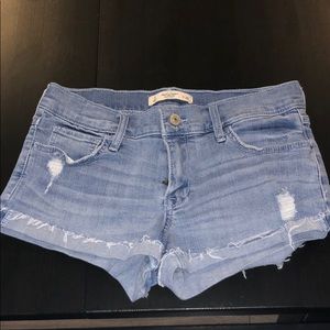 Abercrombie & Fitch Low-Rise shorts